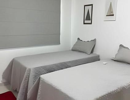 Maringa House | Casa moderna no Jardim Italia