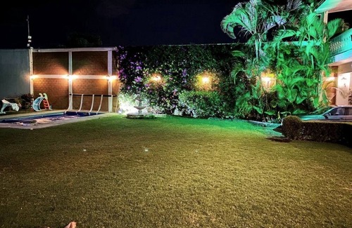 Cuernavaca House | Casa More en Cuernavaca. Duermen 16+
