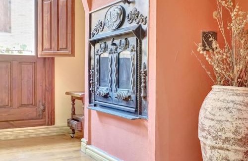 Viana Apartment | Casa Museo by Clabao