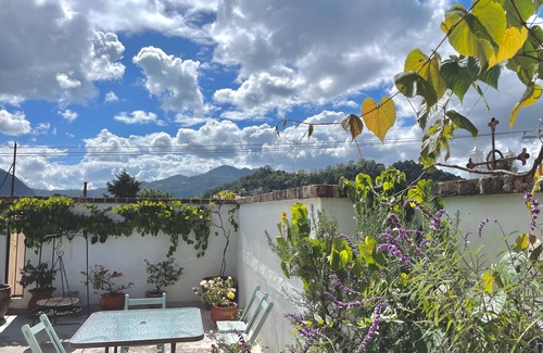 Santa Lucia House | Casa San Cristóbal® - Colonial house w/heating and private bath in each room