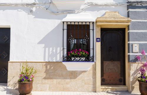 Setenil de las Bodegas Apartment | Casa Nazarí - Setenil de las Bodegas