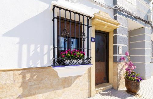 Setenil de las Bodegas Apartment | Casa Nazarí - Setenil de las Bodegas