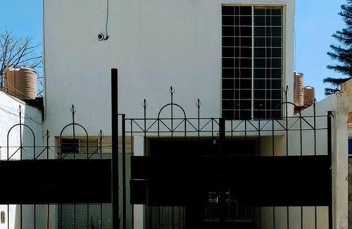 Leon House | Casa Neblina confort y tranquilidad.