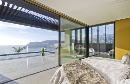 La Herradura Villa | Casa Nero - Four Bedroom Villa, Sleeps 9