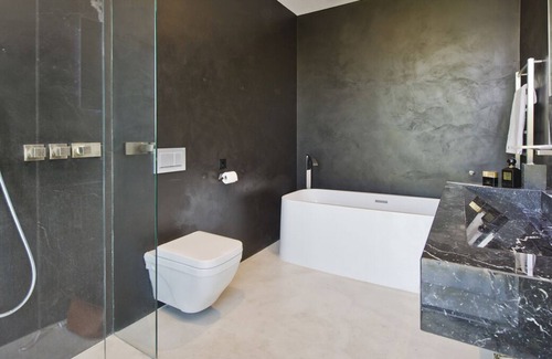 La Herradura Villa | Casa Nero - Four Bedroom Villa, Sleeps 9