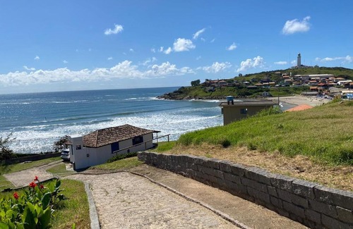 Laguna House | Casa no Farol com acesso exclusivo à Prainha