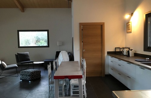 Figari House | Casa O Catali, large new luxury villa of 200m2 with views of the vineyards