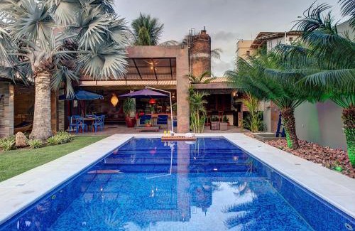 Porto das Dunas House | Casa Oasis with Sauna, Hot Tub & Pool by Carpediem