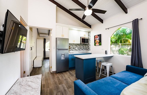 Potrero House | Casa Paloma Chic Casita w/Shared Pool Near Beach