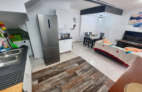 Agaete House | Casa Para Disfrutar y Desconectar con la Familia, Teniéndolo Todo muy Cercano