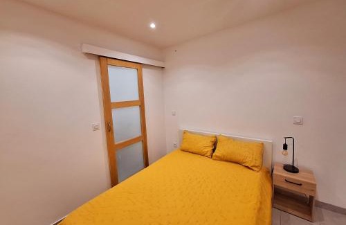 Meze Apartment | Casa Pastel