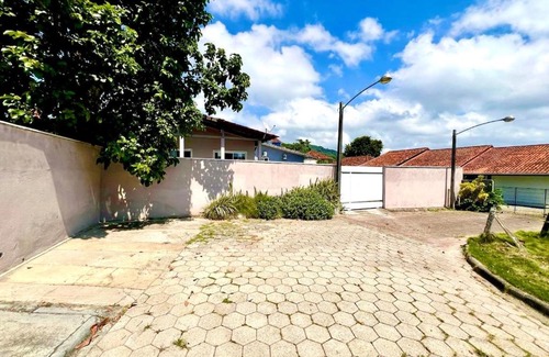 Ubatuba House | Casa Perfeita para Curtir