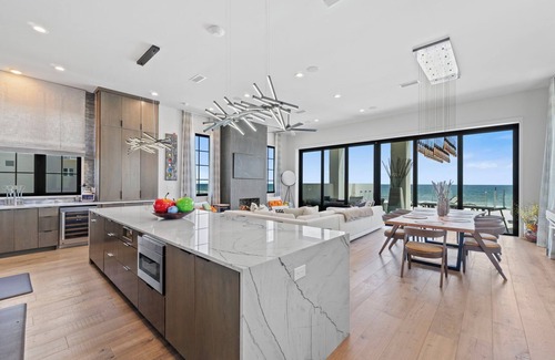 Ono Island House | Casa Playa at Eleanor Beach - Stunning 5BR Beachfront Home w/Private Pool