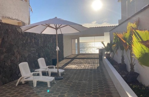 Manzanillo House | Casa Playa, sol y mar Beach Front pet Friendly