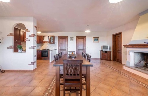 Siniscola Apartment | Casa Pompia 5 - Two Bedroom Apartment, Sleeps 4