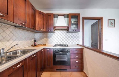 Siniscola Apartment | Casa Pompia 5 - Two Bedroom Apartment, Sleeps 4