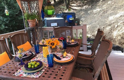 Napa House | “CASA PRIVADA” A Grand Napa Wine Country Retreat