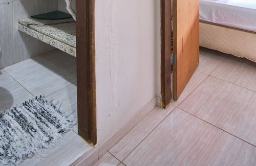 Ponte Branca House | Casa Recanto das Flores com 3 Quartos e Piscina