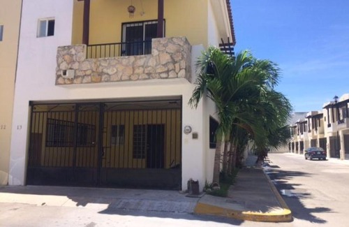 Puerto Juarez House | Casa Riviera