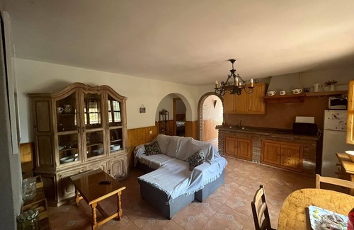 Sayalonga Cottage | CASA RURAL CRISTINA- HEATED SWIMMING POOL