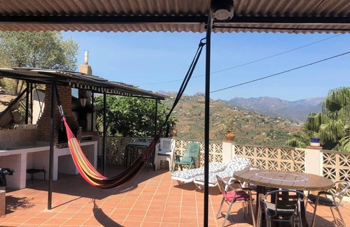 Sayalonga Cottage | CASA RURAL CRISTINA- HEATED SWIMMING POOL