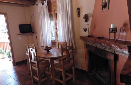 Arroyo Frio House | Casa Rural El Tejo