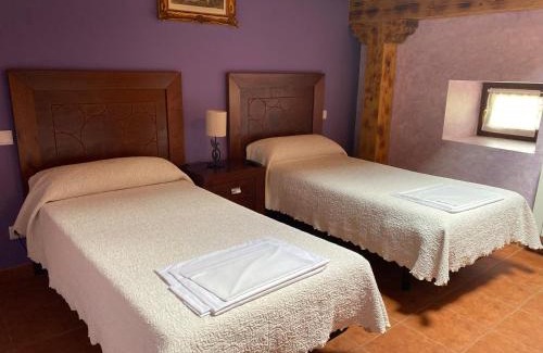Valle de Santibanez House | Casa Rural Los Pilones