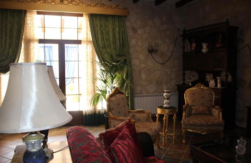 Corral de Almaguer Hotel | Casa Rural Mendoza