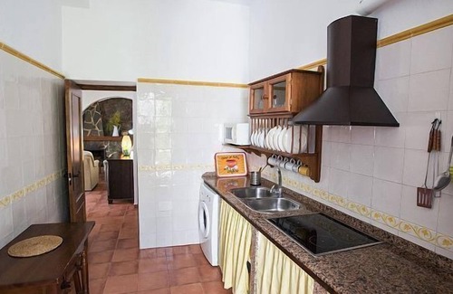 El Bosque Cottage | Casa Rural Molino de Abajo for 14 people