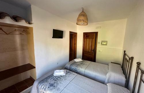 Hornos House | Casa Rural TorreMontero Apartamentos