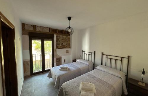 Hornos House | Casa Rural TorreMontero Apartamentos