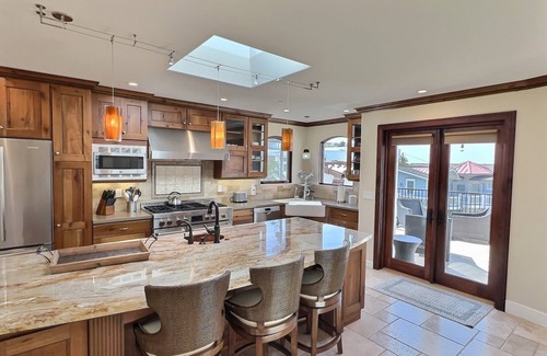Avila Beach Condo | Casa San Luis Ultra Beach House with stunning Avila Beach views