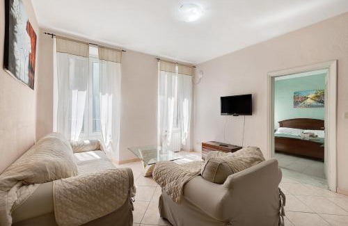 Loano House | Casa Scola Loano