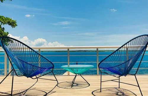 Bacalar House | Casa Sol y Luna Beautiful Sunrises & Private Pier