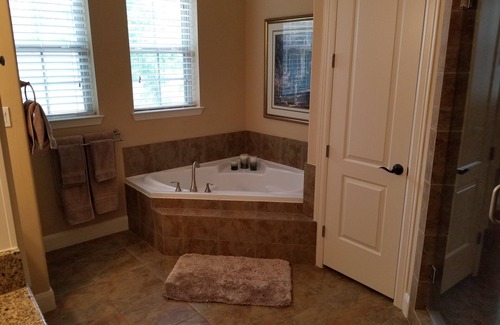 Tomball House | Casa Sona: Your Home Away from Home