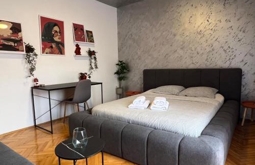 Matiçan Apartment | Casa Terracota in City Square