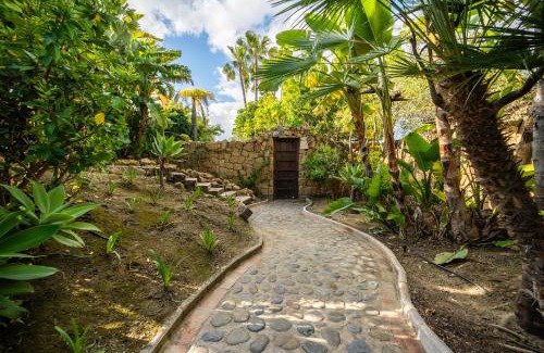 New Golden Mile Hotel | CASA TESS boutique hotel