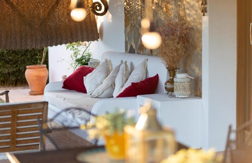 Zahora Villa | CASA TIERRA - Casas Los Elementos
