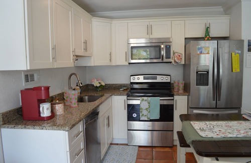 Grandview Heights Cottage | Casa Tua: Charming House in Downtown West Palm Beach!
