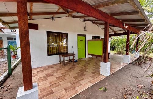 Tortuguero House | Casa turtle Bogue