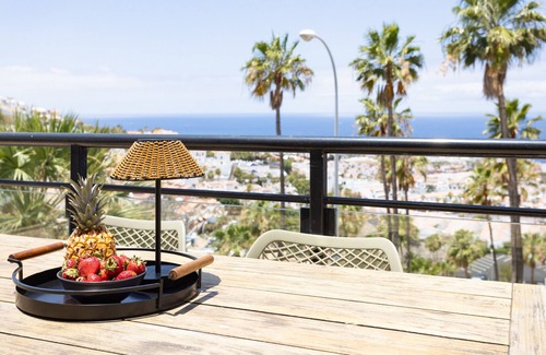 Costa Adeje House | Casa Uamisun with seaview & pool