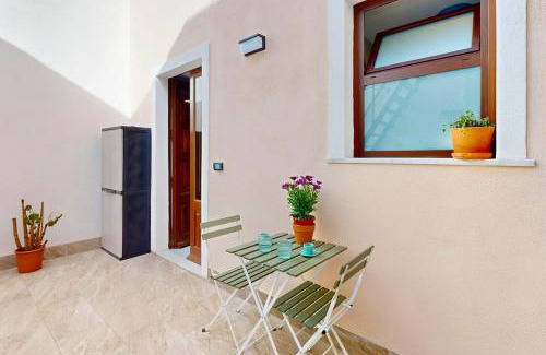 Coste House | Casa Vacanza da Zero - Terrazza Etna a 5' dal Mare