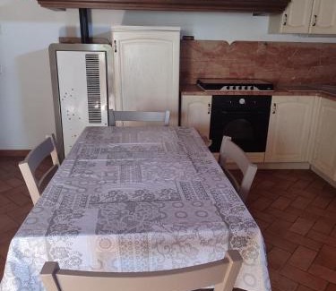Bibbiena House | Casa vacanze nel bosco della Quercetina