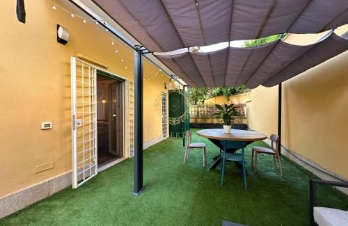 Monte Sacro Apartment | Casa Vacanze Secret Garden