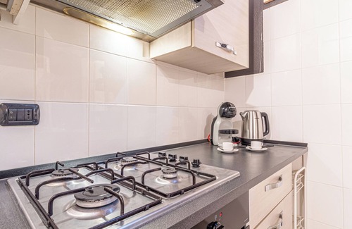 Monza Apartment | Casa Volturno - One Bedroom Apartment, Sleeps 2