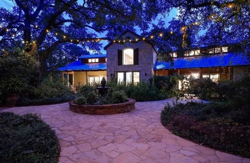 La Hacienda Estates House | Casadecas at Hudson Bend Ranch - Wedding, Event, Retreat, and Vacation Rental