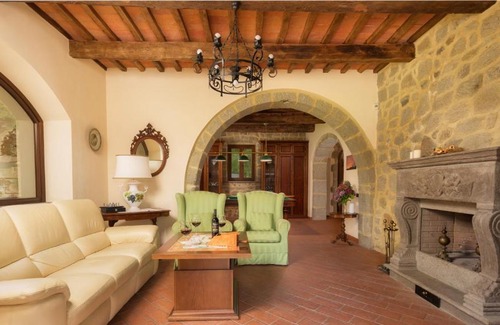 Santa Fiora Villa | Casale del Castagneto 8, Emma Villas