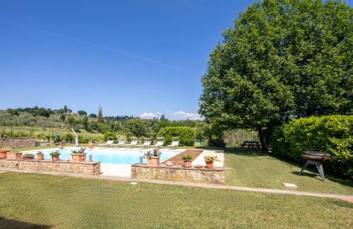 Ciggiano Villa | Casale Irina by VacaVilla