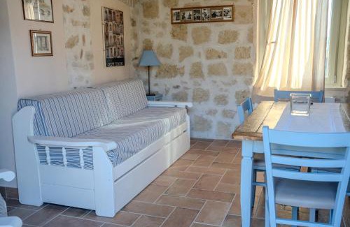 Spigno Saturnia Apartment | Casale nel Verde con Piscina e Vista