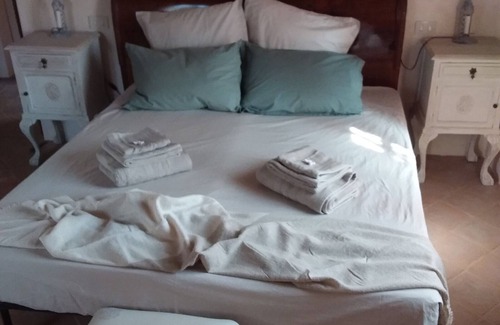 Doglio Bed & Breakfast | Casale Ormano